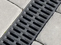 ACO Entwässerungsrinnen^Rinne Hexaline 2.0 Microgrip 1 m Kunststoff Schwarz