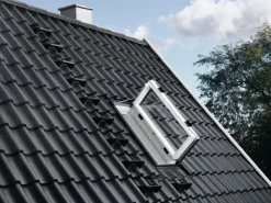 Velux Dachfenster^Wohnausstiegsfenster Holz 66 cm x 118 cm GXU FK06 0070